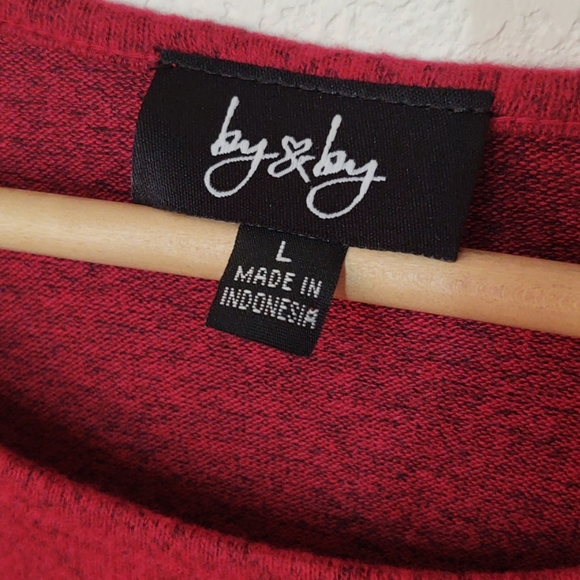 By&by red sweater with lace - Picture 2 of 4